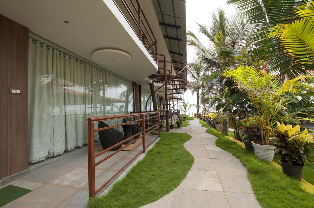 Boomerang Resort Mandrem Ngoại thất bức ảnh